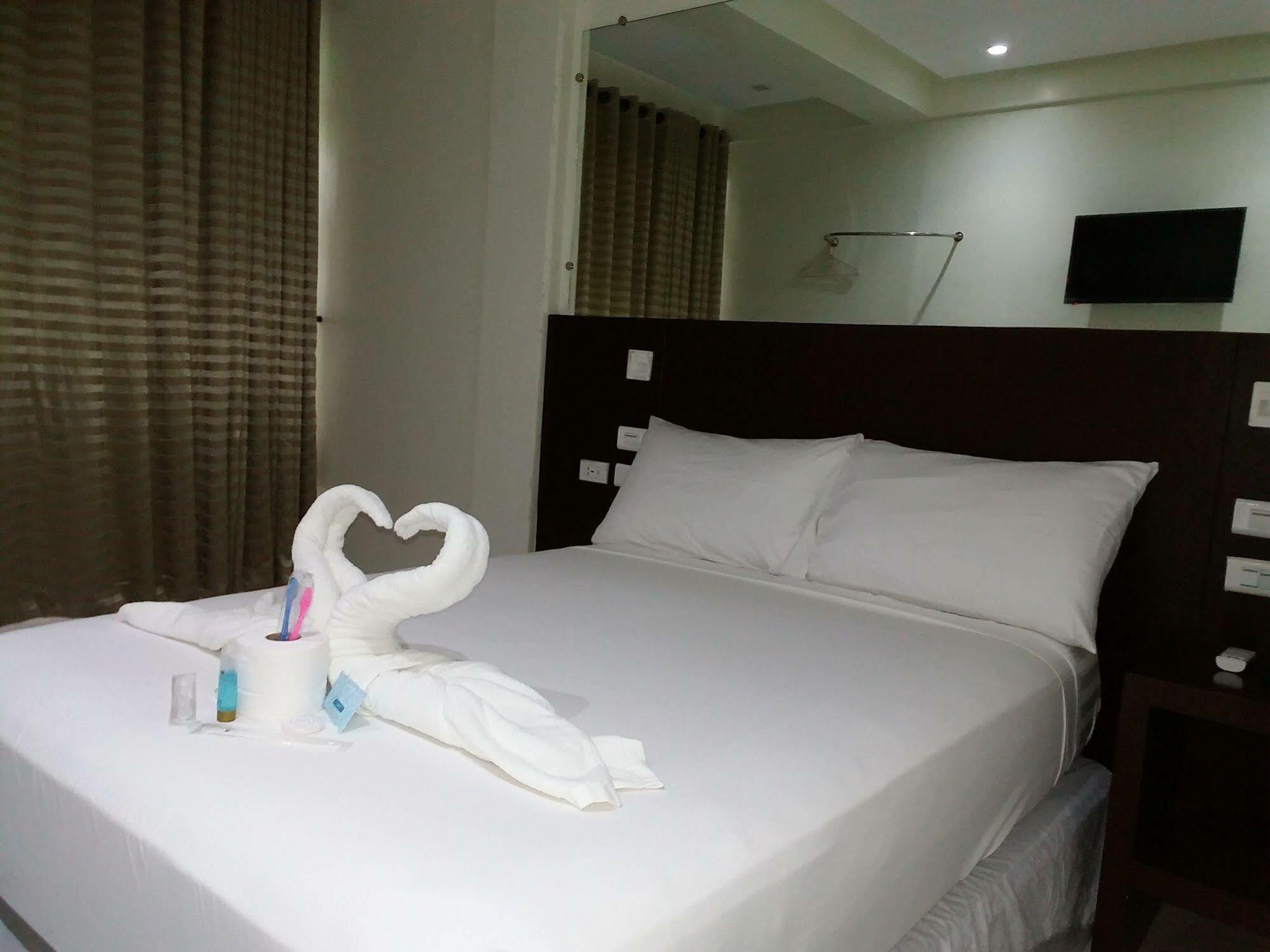 Boracay Midtown Hotel Balabag  Exterior photo