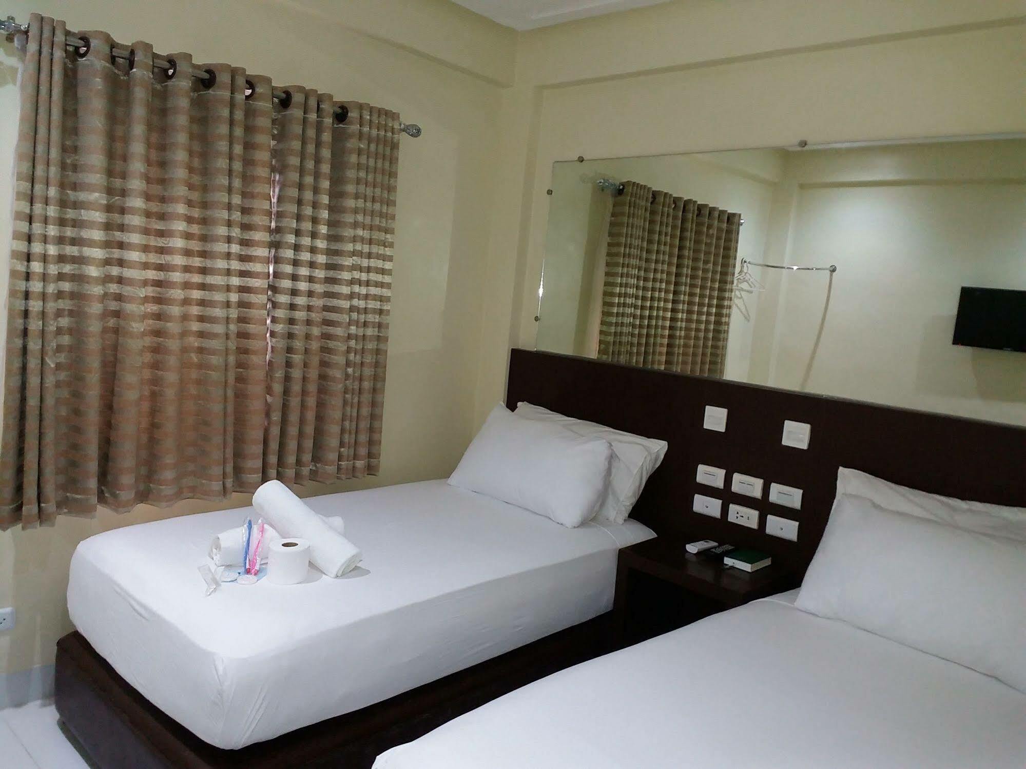 Boracay Midtown Hotel Balabag  Exterior photo