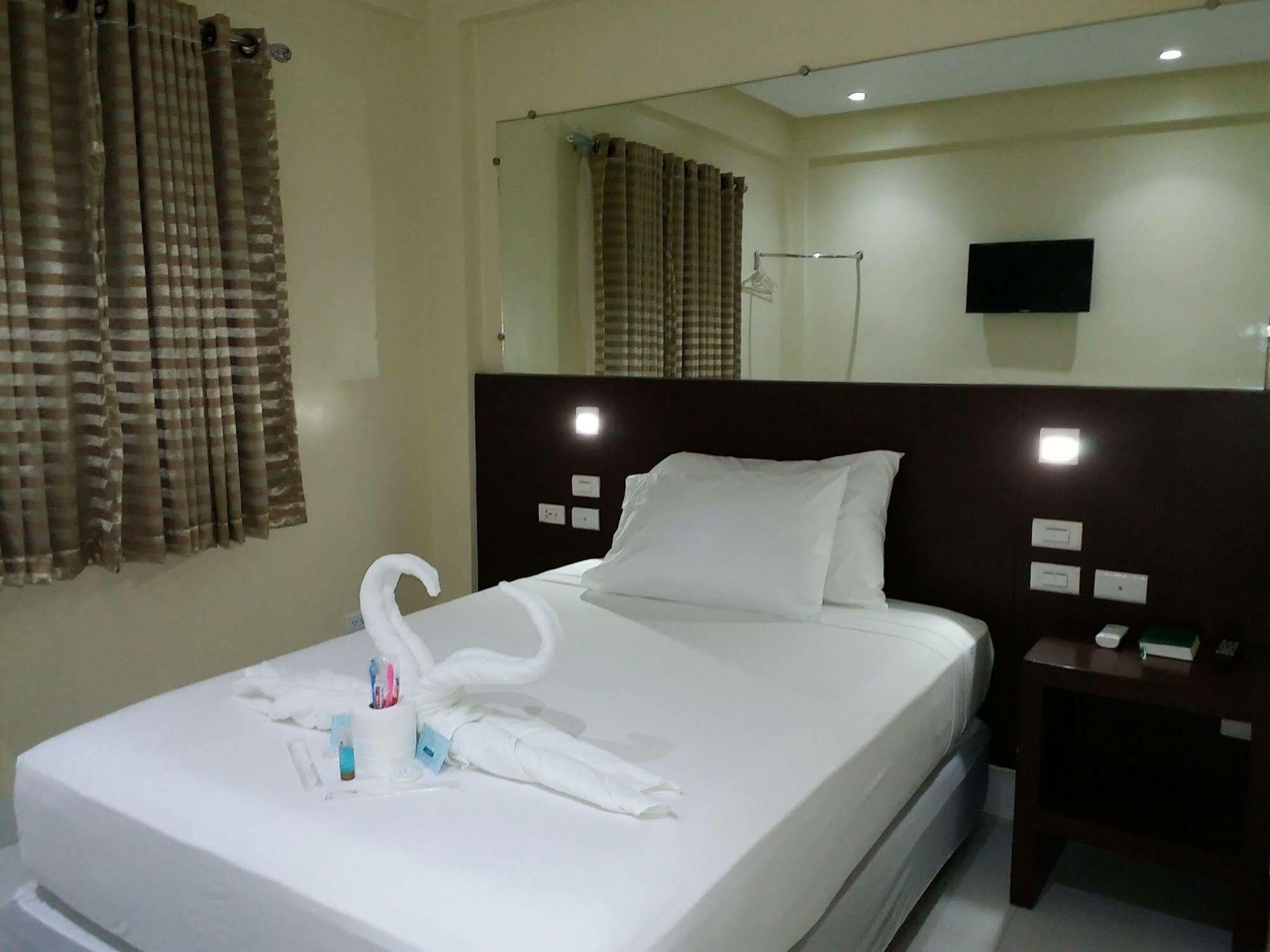 Boracay Midtown Hotel Balabag  Exterior photo